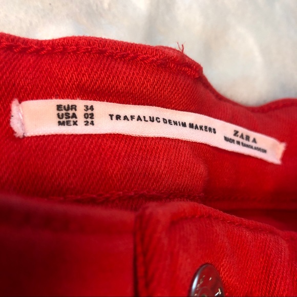 ZARA Trf Red Straight Leg Jeans High Rise Ripped Raw Hem Size 2 - Picture 10 of 11